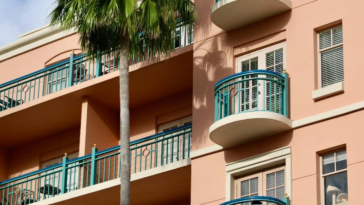 How LinkedIn Influencers Can Land Ghana Brand Deals in 2025