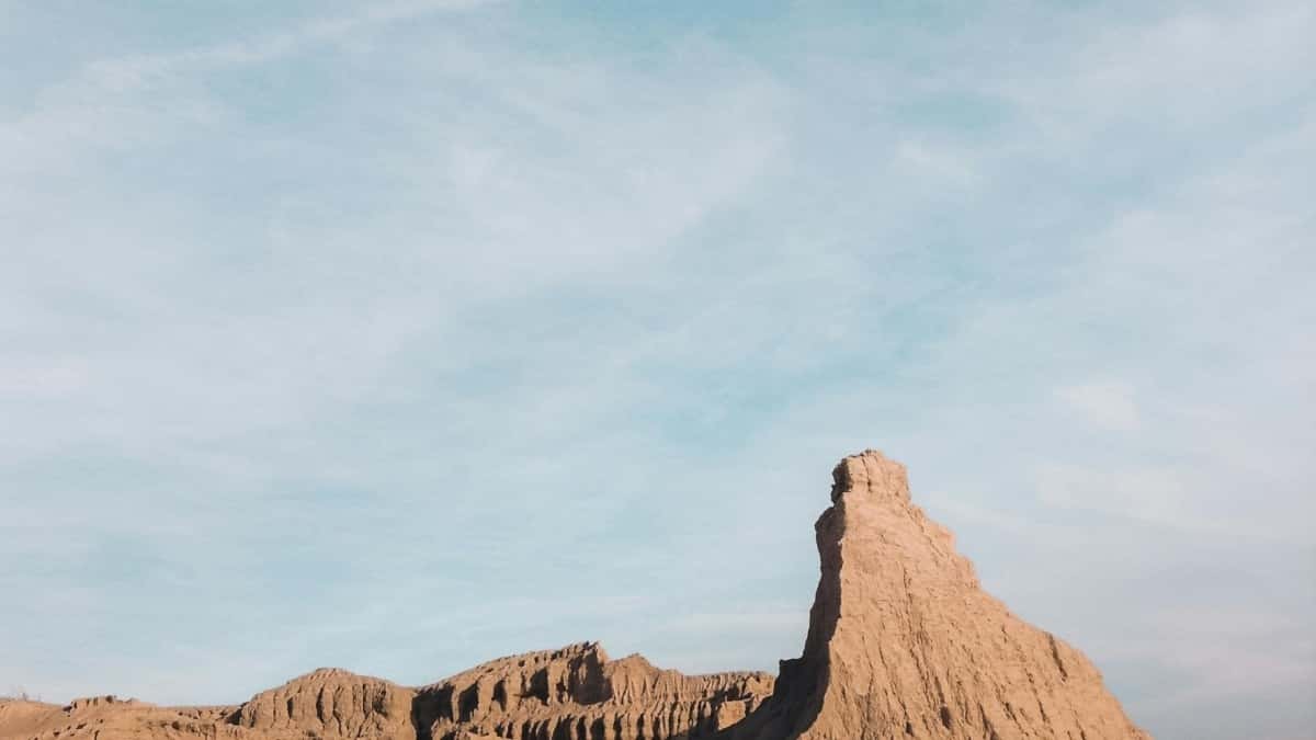 Nigerian Brands: How to Find Tunisia Twitter Creators for Travel Gear Buzz