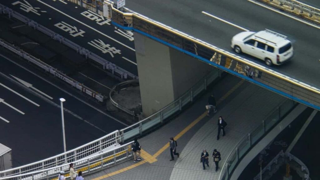 Practical, street-smart guide for Nigerian advertisers on locating Montenegro Etsy creators and turning their audience into mobile app installs. Includes outreach scripts, tracking tips, and campaign setups.