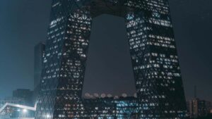 Practical playbook for Nigerian advertisers to find Qatar Line creators, vet them, run UGC pilots and scale campaigns with local tactics, platform tips and legal/brand-safety checkpoints.