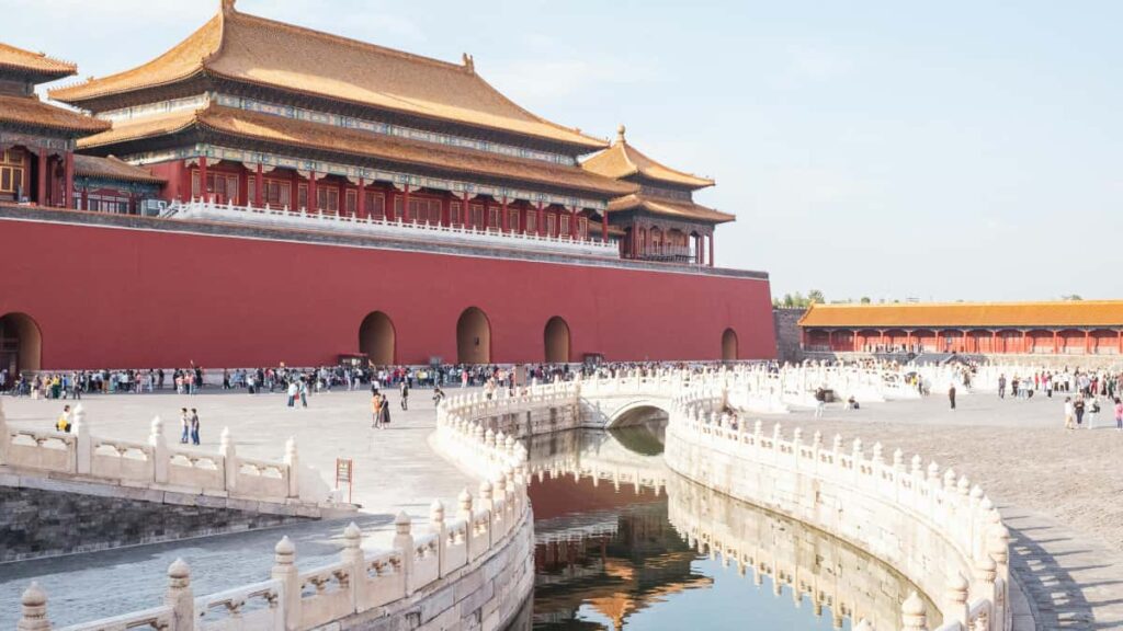 Practical guide for Nigerian advertisers on finding Slovenia-based Viber creators to run influencer-driven flash sales, with tactics, data, and execution playbook.